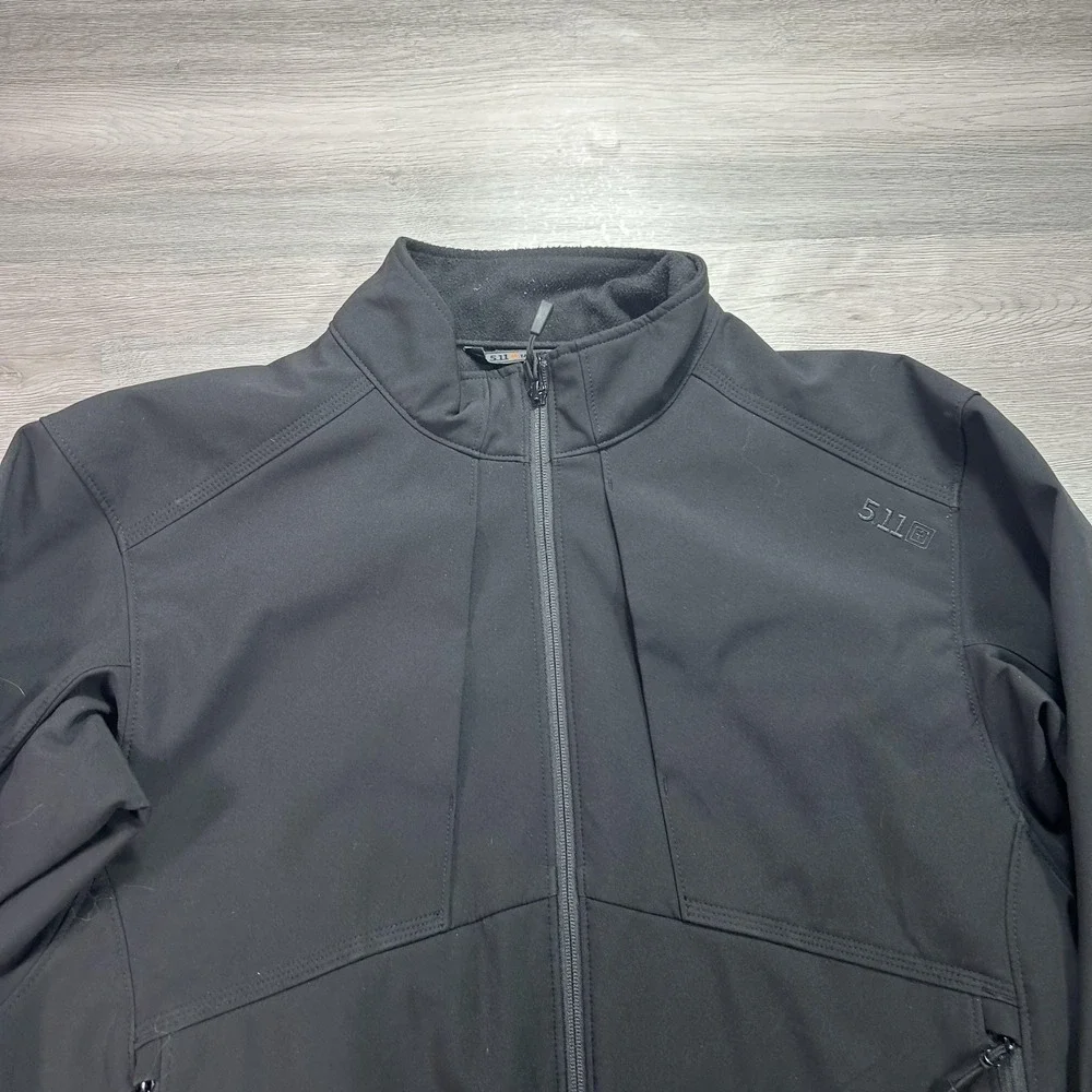 5.11 Tactical Jacket Mens‎ Large Black Softshell Lined Full Zip Windbreaker